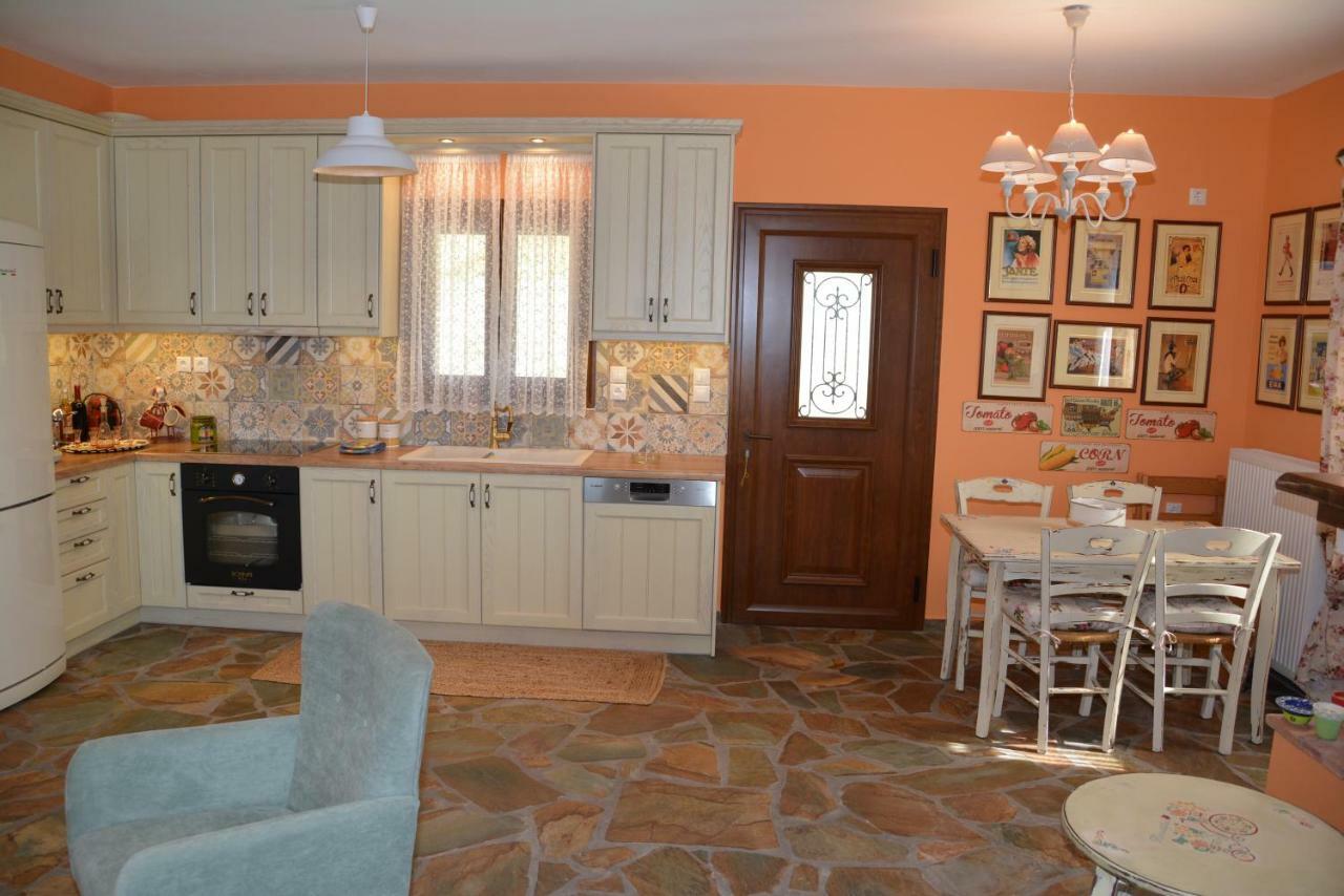Melissandras View House Карист Екстер'єр фото